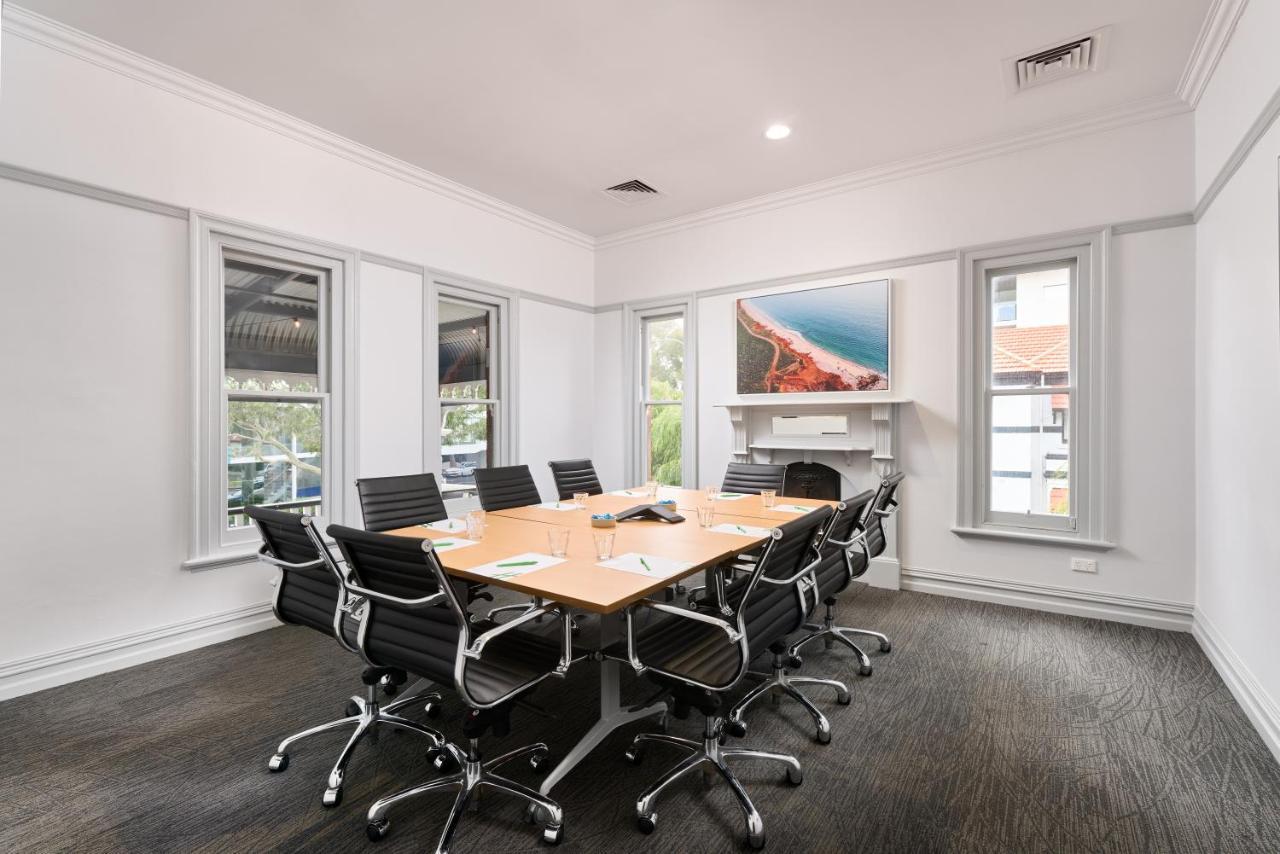 Holiday Inn West Perth By Ihg Exterior foto